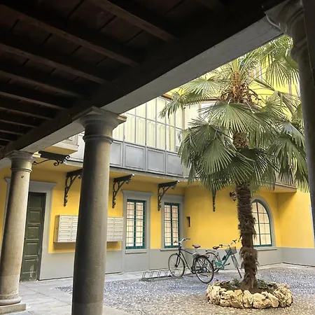 Sisters' Apartment